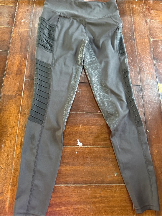 Ariat Pants - Ariat Black ARIATTEK Performance Legging Tag Detail